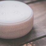 Zigbee-enheter för smarta hem – lampor, sensorer och koordinator i ett mesh-nätverk